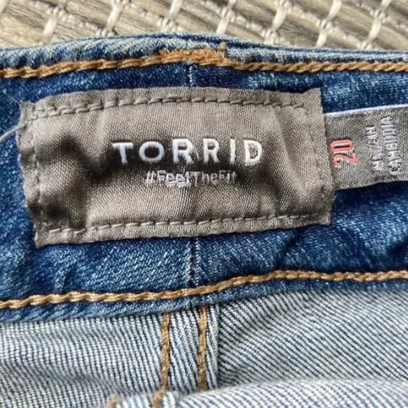 Torrid Denim Cut Off Shorts 20 - Picture 5 of 5